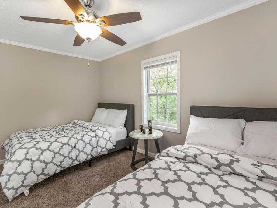 Gorgeous East Village Home Near Downtown Sleeps 12 5 Bedrooms Coffee Bbq Ac Parking Atlanta Extérieur photo