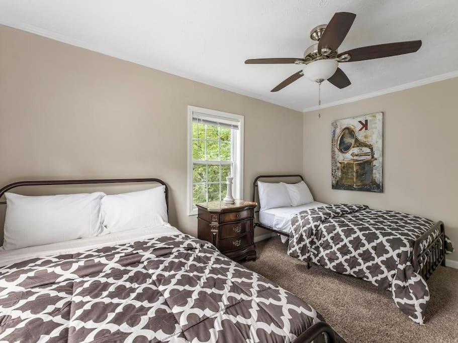 Gorgeous East Village Home Near Downtown Sleeps 12 5 Bedrooms Coffee Bbq Ac Parking Atlanta Extérieur photo