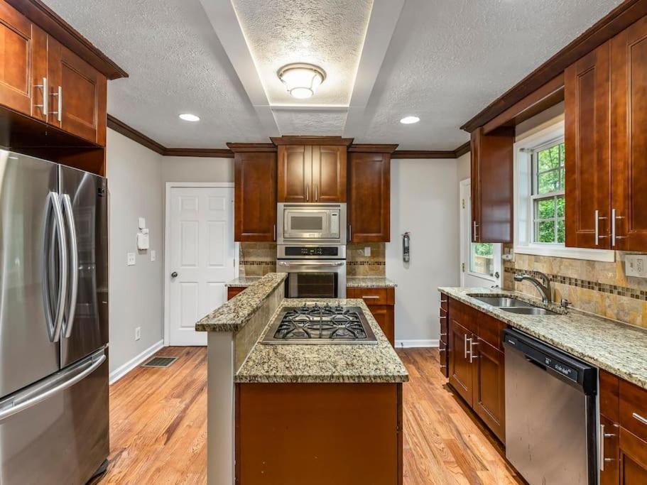 Gorgeous East Village Home Near Downtown Sleeps 12 5 Bedrooms Coffee Bbq Ac Parking Atlanta Extérieur photo