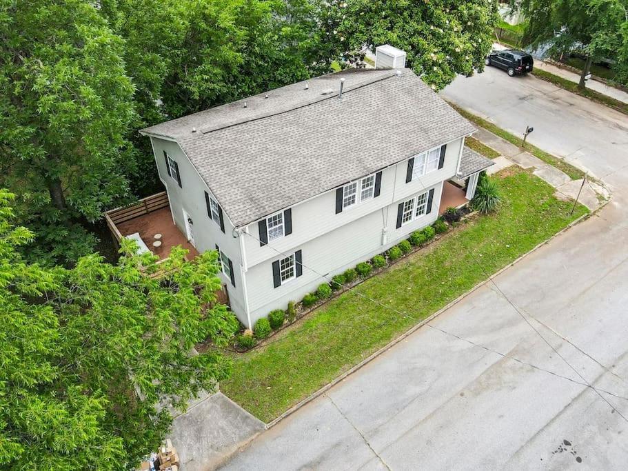 Gorgeous East Village Home Near Downtown Sleeps 12 5 Bedrooms Coffee Bbq Ac Parking Atlanta Extérieur photo
